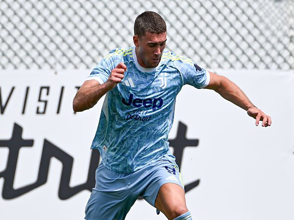AC Milan Putuskan Batal Kejar Dusan Vlahovic, Alasannya?